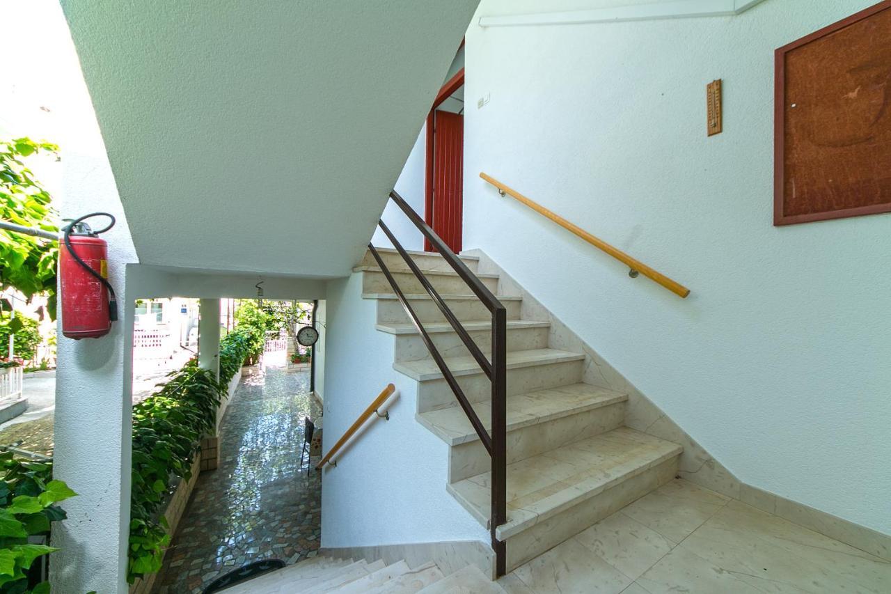 Apartments By The Sea Podaca, Makarska - 516 エクステリア 写真