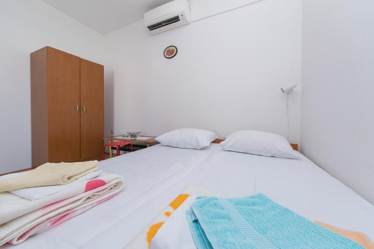 Apartments By The Sea Podaca, Makarska - 516 エクステリア 写真