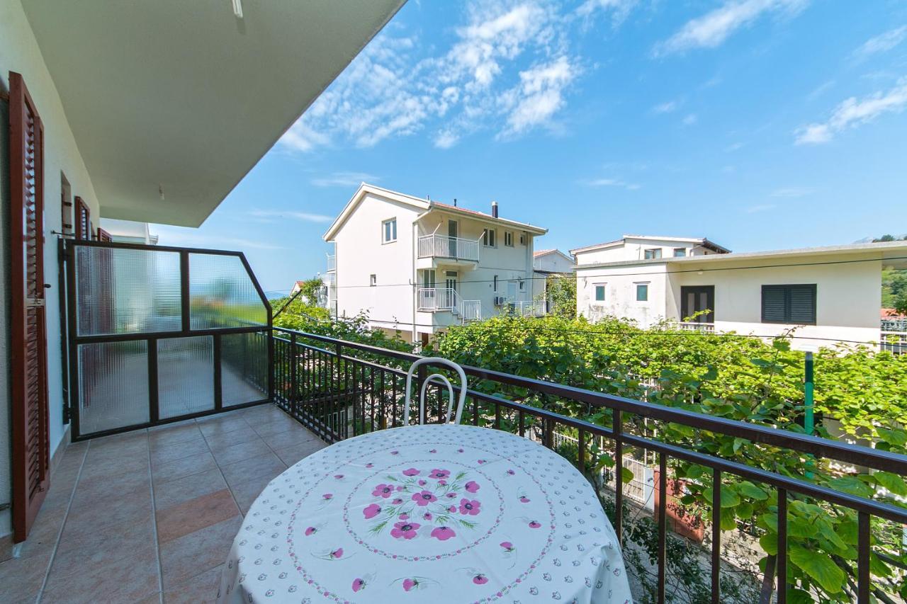 Apartments By The Sea Podaca, Makarska - 516 エクステリア 写真