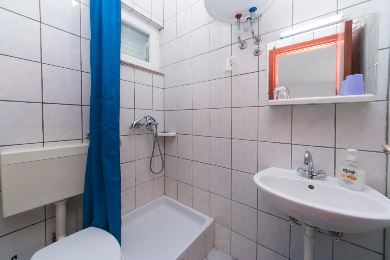 Apartments By The Sea Podaca, Makarska - 516 エクステリア 写真
